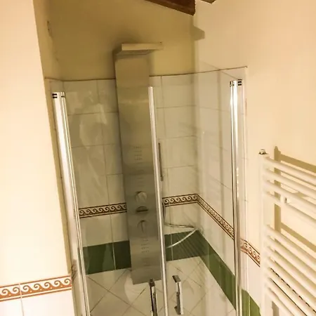 Apartment Adalberto *